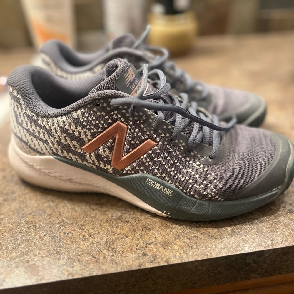 New Balance Women's Gray and Pink Sneakers barely used